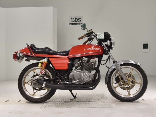 Suzuki GSX250E