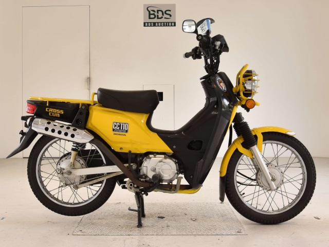 Honda CC110 CROSSCUB 2016