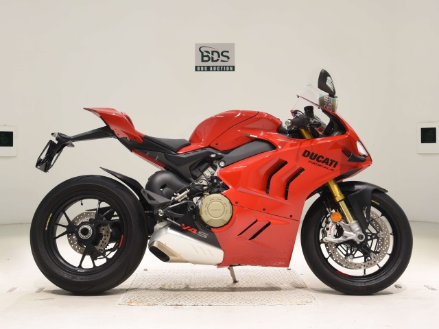 Ducati PANIGALE V4S 2024