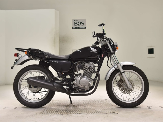 Honda CB223S 2008