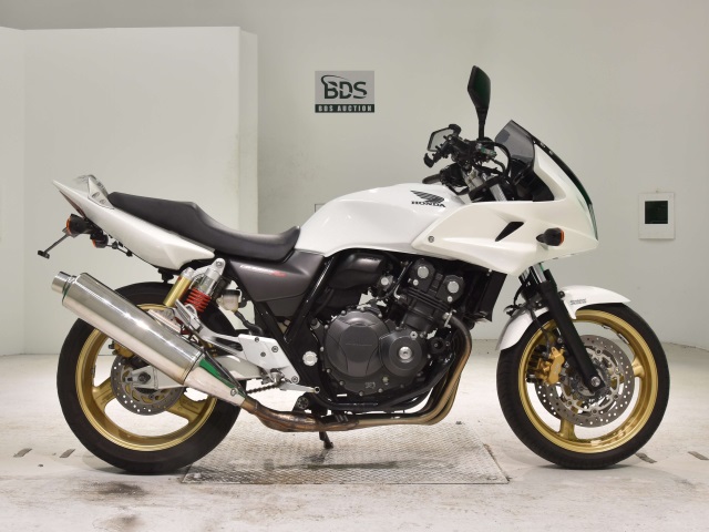 Honda CB400SFVA BOLDOR 2011