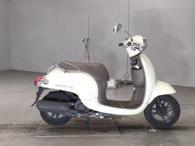 Honda GIORNO 2011