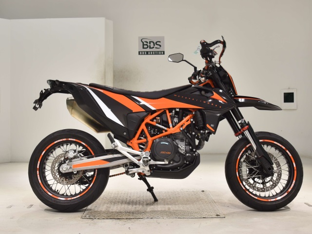KTM 690 SMC R 2022