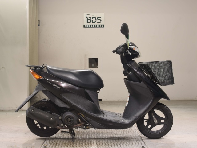 Suzuki ADDRESS V50