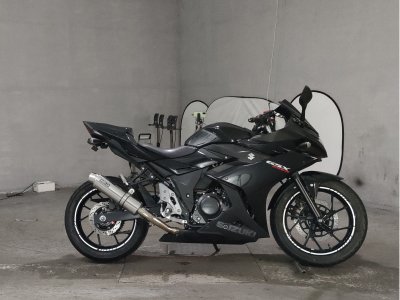 Suzuki GSX250R