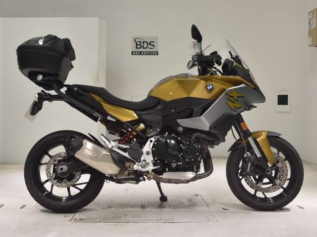 BMW F900XR 2022