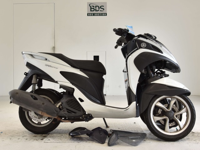 Yamaha TRICITY MW125 2015