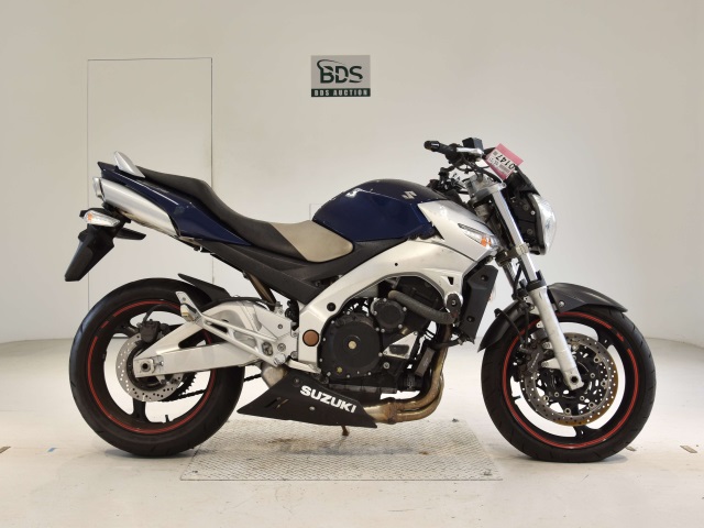 Suzuki GSR600 2006