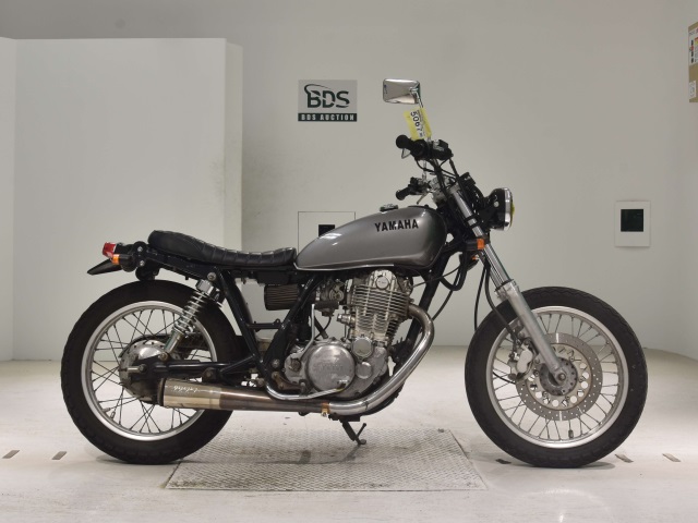 Yamaha SR400 2006