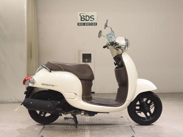 Honda GIORNO 2011