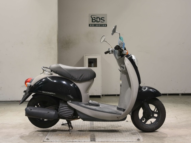 Honda SCOOPY50 2005