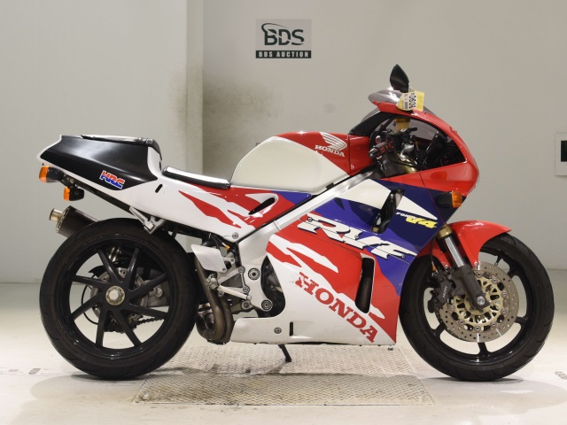 Honda RVF400 2025