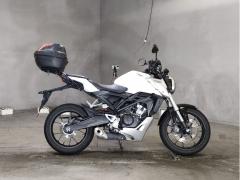Honda CB125R 2018