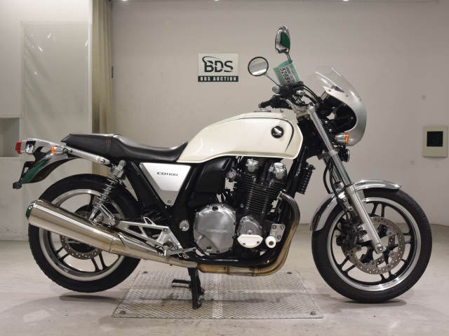 Honda CB1100 2011