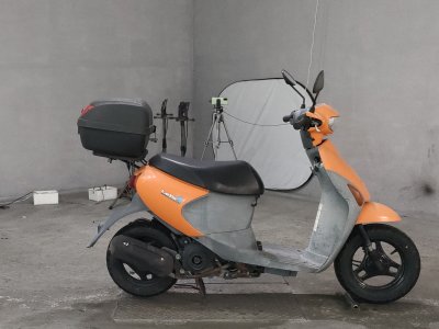 Suzuki LETS4