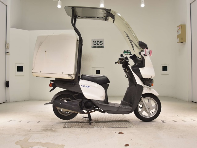 Yamaha GEAR 2011