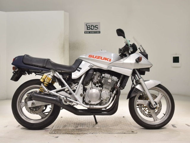 Suzuki GSX250S KATANA