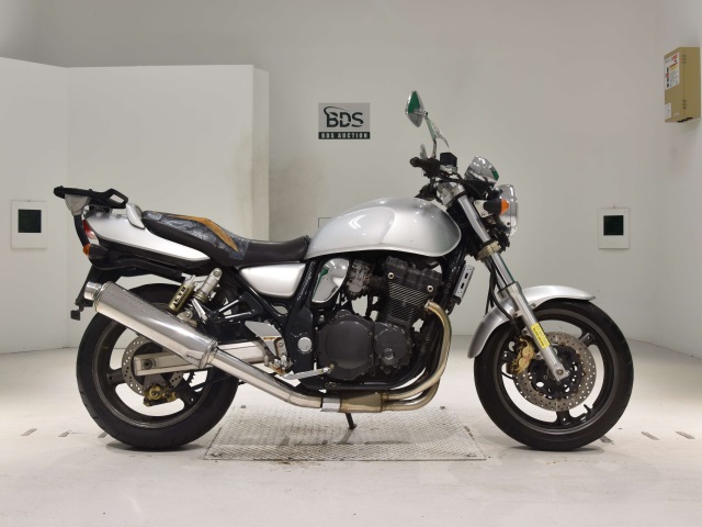 Suzuki GSX400 INAZUMA 1998