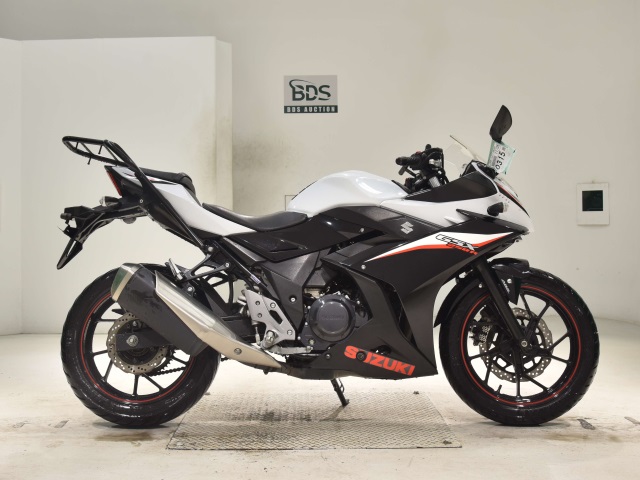 Suzuki GSX250R