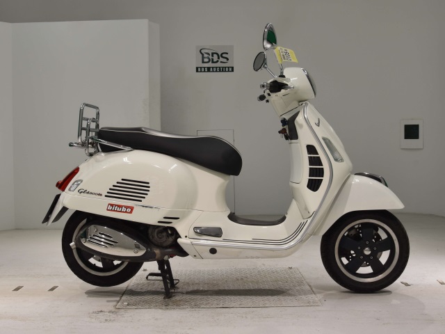 Vespa GTS300IE 2010