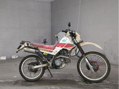 Yamaha SEROW XT225 1989