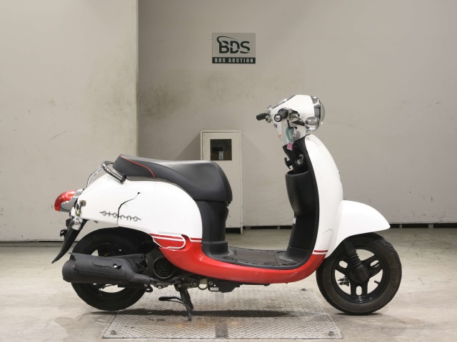 Honda GIORNO 2012