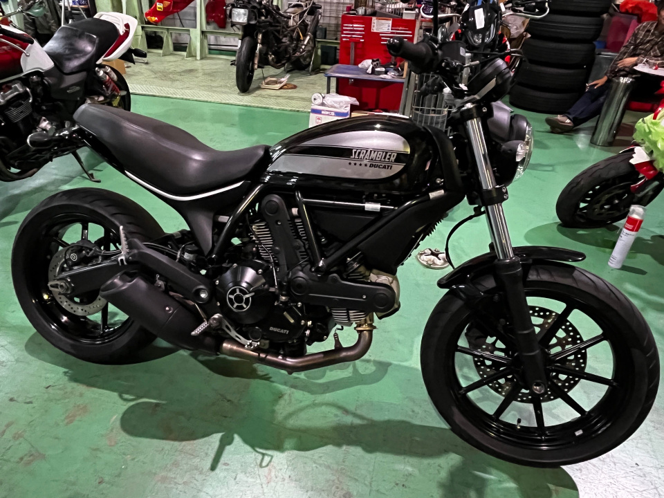 Ducati ﾄﾞｶﾃｨｽｸﾗﾝﾌﾞﾗSIXTY2 2017