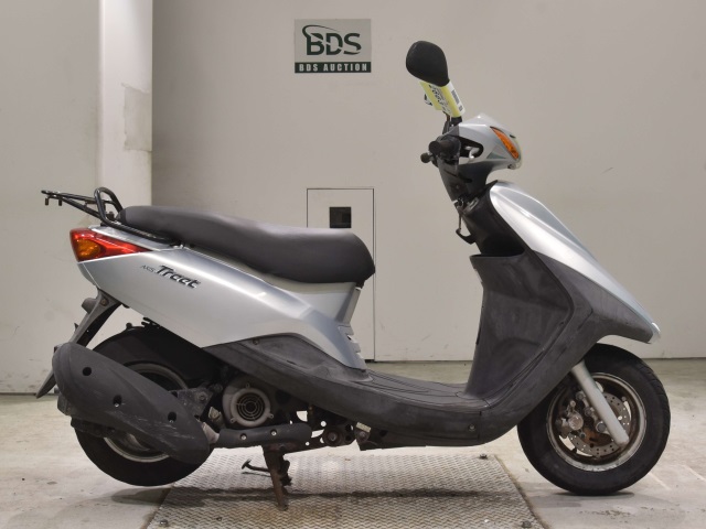 Yamaha AXIS125 2012
