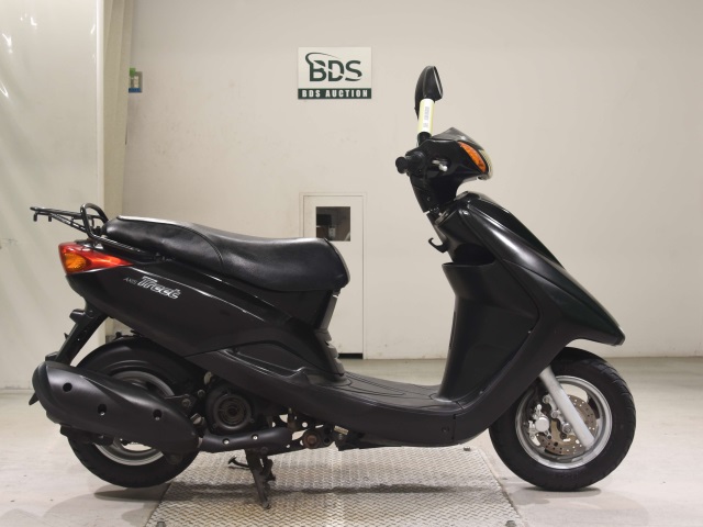 Yamaha AXIS125 2012