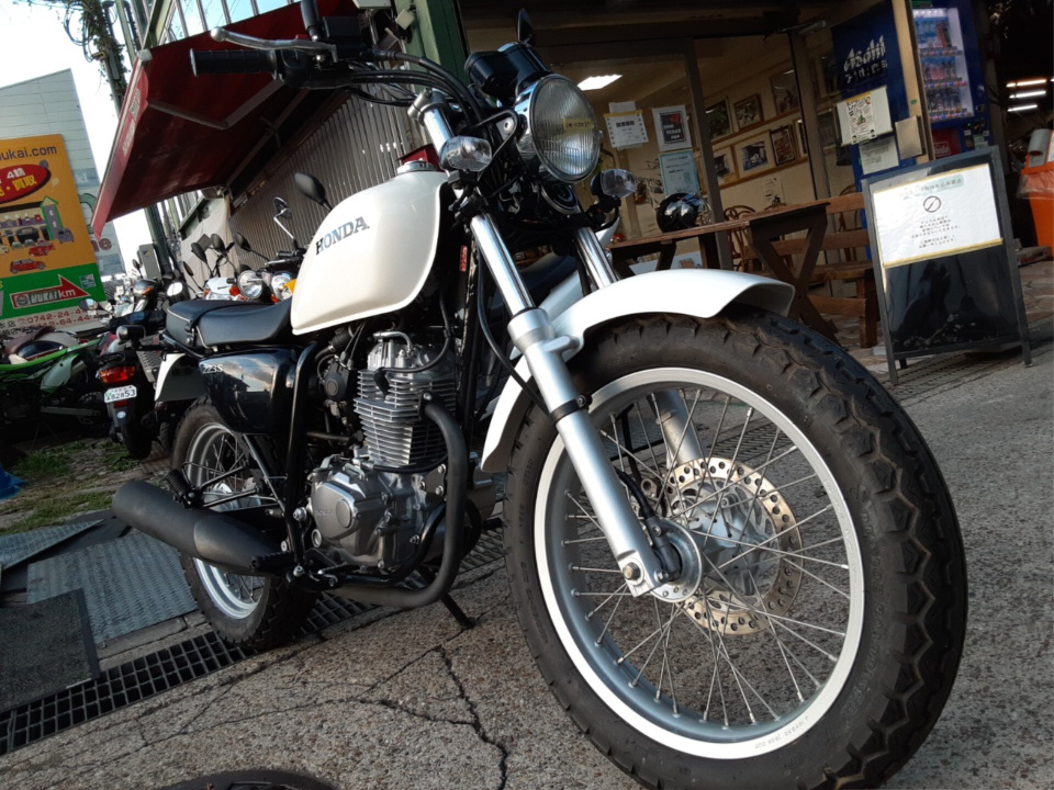 Honda CB223S 2010