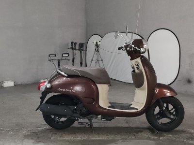 Honda GIORNO 2011