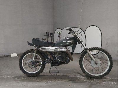 Suzuki TS250