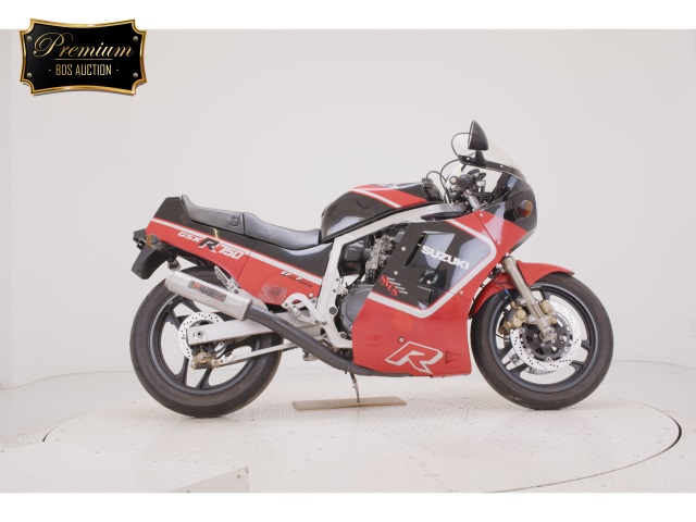 Suzuki GSX-R750 1987