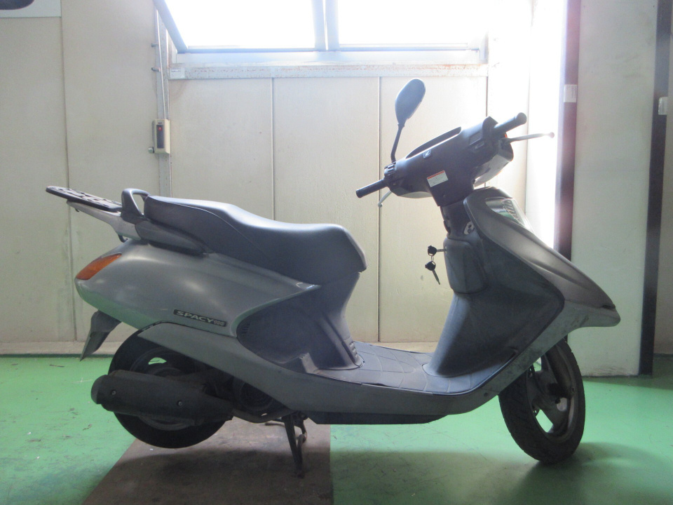 Honda SPACY100 2003
