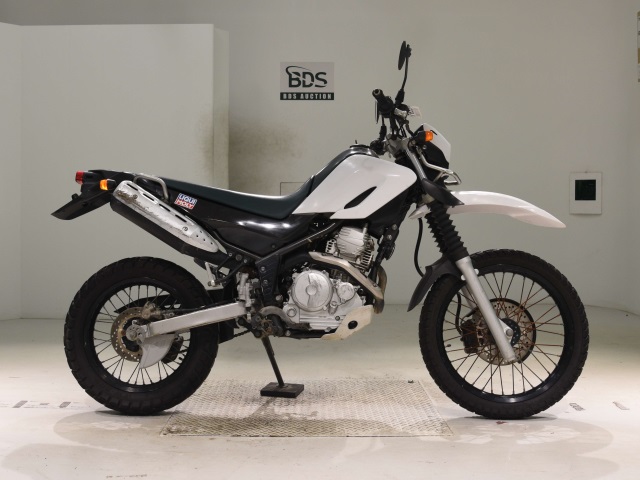 Yamaha SEROW XT250 2006