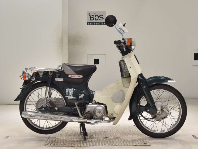 Honda C90 2002