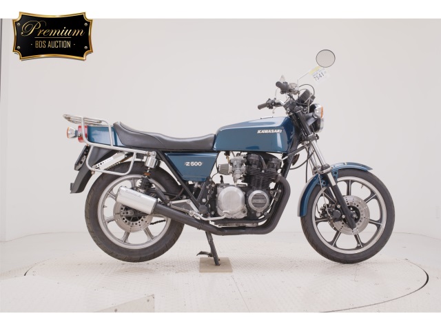 Kawasaki Z500 2025