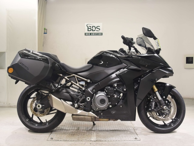 Suzuki gsx-s1000 gt 2022