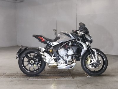 MV Agusta BRUTALE 800 DRAGSTER 2015