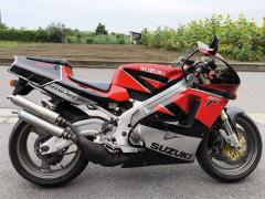 Suzuki RGV250 1992