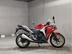 Honda CBR250R 2011