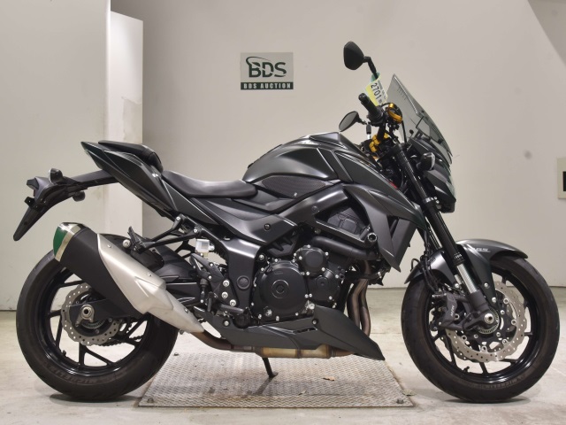 Suzuki GSX-S750 2023