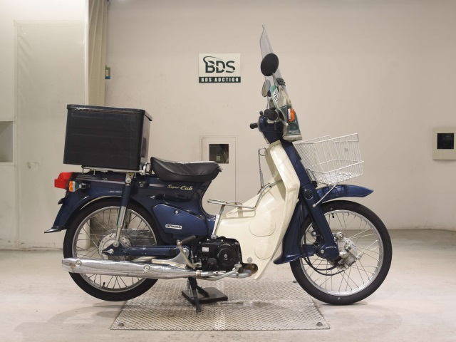 Honda C50 2008