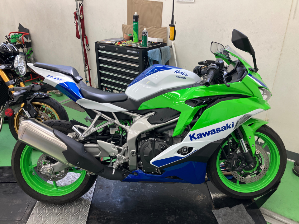 Kawasaki NINJA ZX-4RR 2024