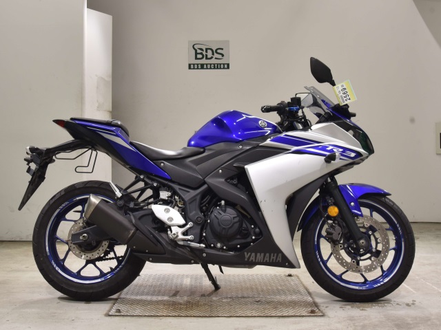 Yamaha YZF-R3 2016