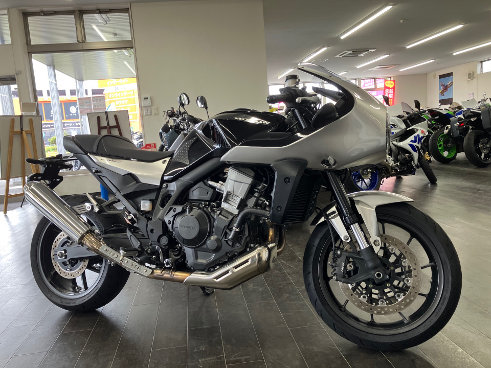 Honda HAWK11 2022
