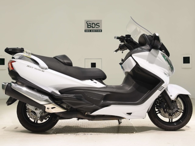 Suzuki SKYWAVE 650LX 2017