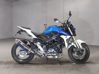 Suzuki GSR750 2013