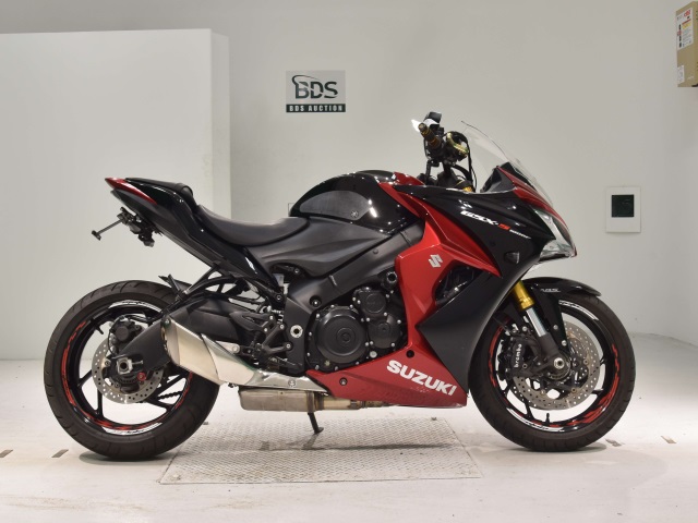 Suzuki GSX-S1000F 2017