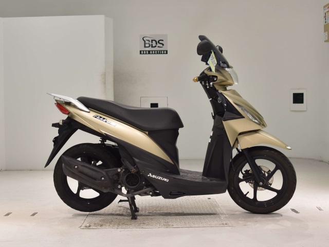 Suzuki ADDRESS V110